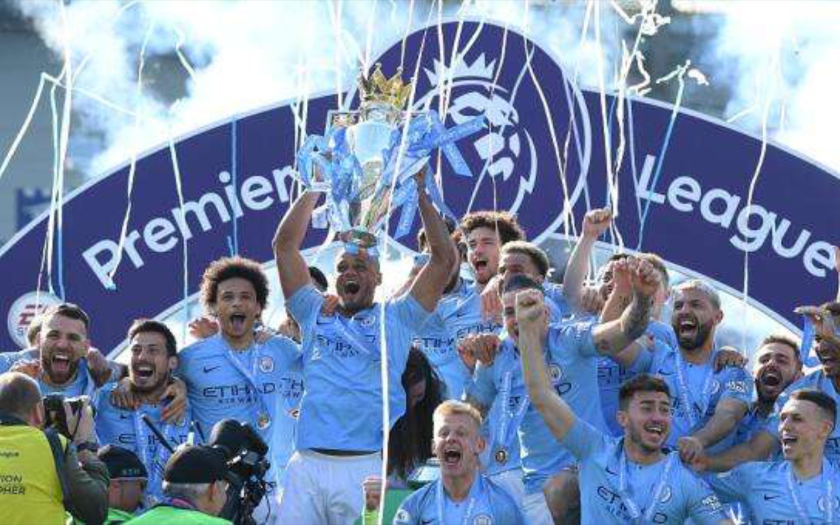 西媒关于恩 西媒关于恩