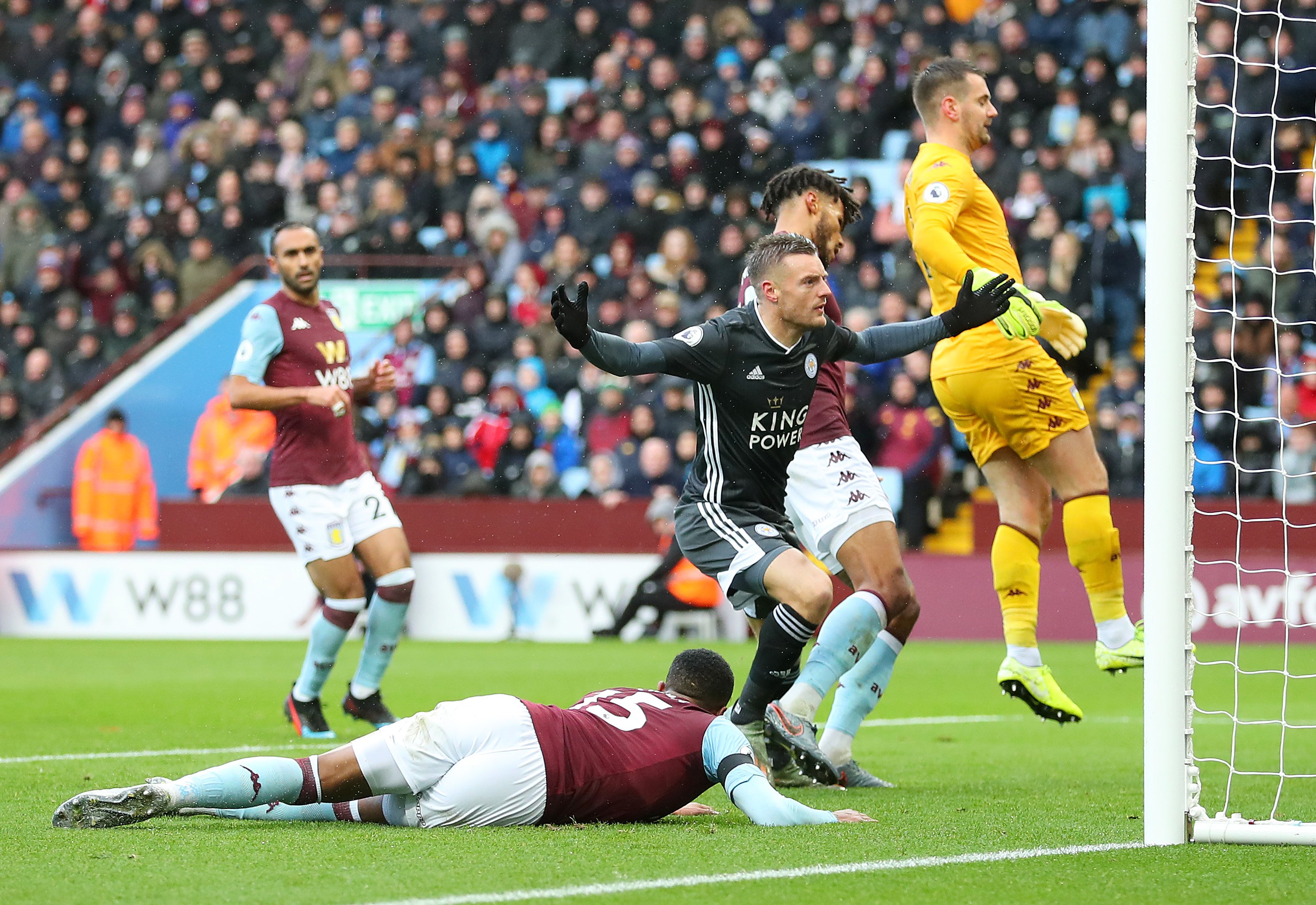 他们正在等 他们正在等